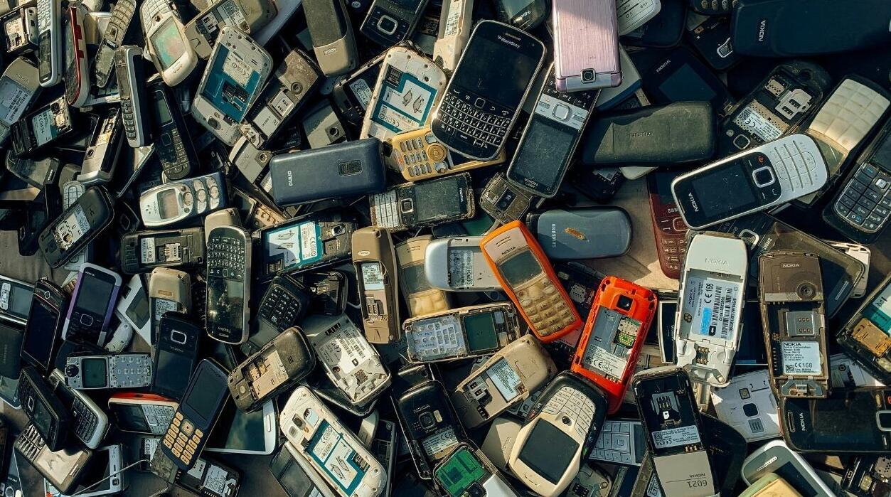 How robotics could turn e-waste into a tech goldmine